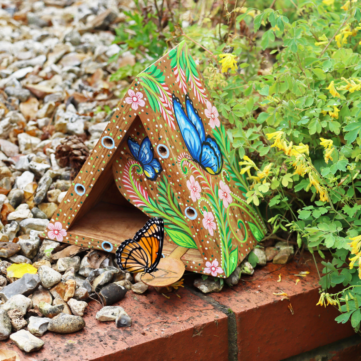Bug Hotels For Gardens Wooden Butterfly House And Feeder, Hanging Butterfly House For Garden, Natural B Garden Butterfly